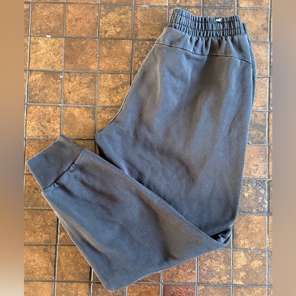 Men’s Black Puma Joggers, Size XL - Picture 7 of 7